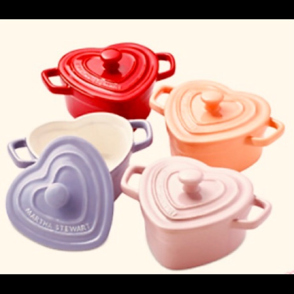 ❤️🆕MARTHA STEWART COLLECTION 4-pc Heart Cocottes - Picture 2 of 9